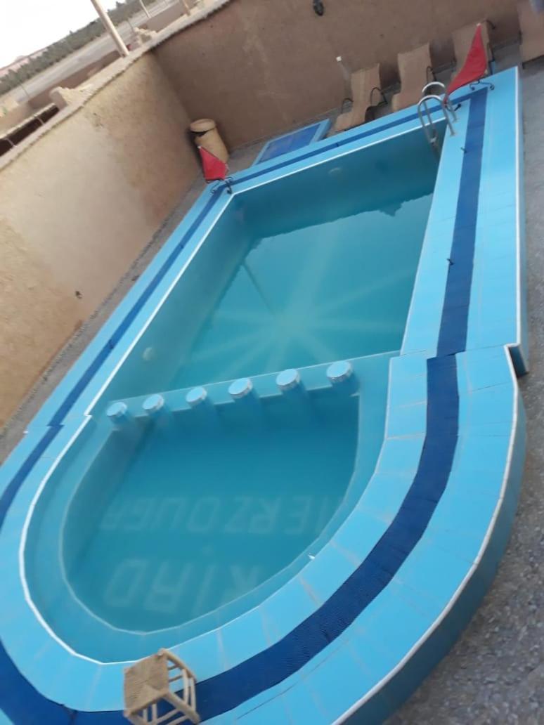 Riad 메르주가 외부 사진